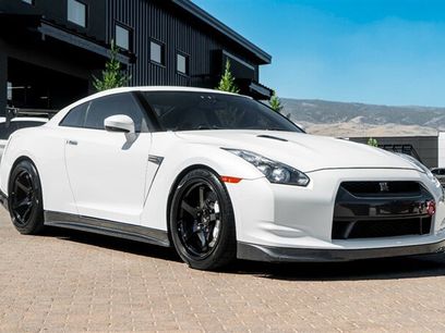 Used 2010 Nissan GT-R Premium