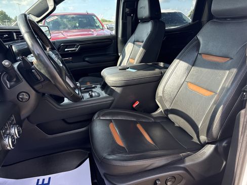 Used 2023 GMC Sierra 1500 AT4 w/ Technology Package image 15