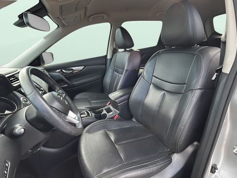 Used 2020 Nissan Rogue SL AWD/4WD image 22