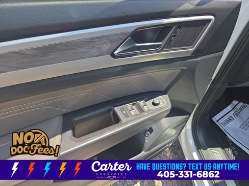 Used 2023 Volkswagen Atlas Cross Sport SE AWD/4WD image 14