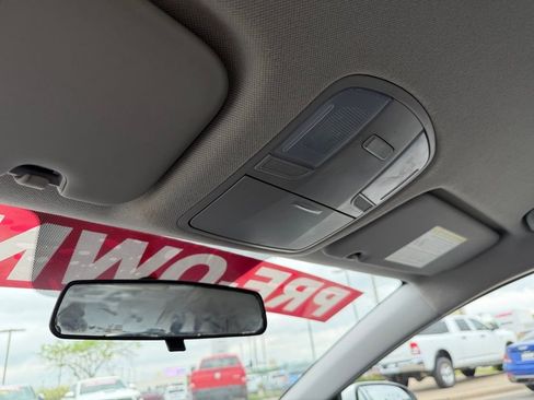 Used 2018 Hyundai Elantra SEL FWD image 21
