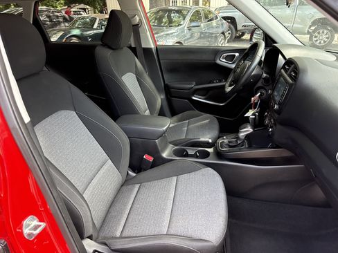 Used 2021 Kia Soul GT-Line FWD image 22