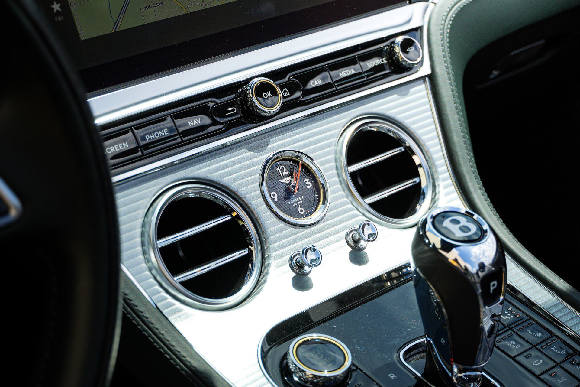Used 2022 Bentley Continental GT AWD/4WD image 24