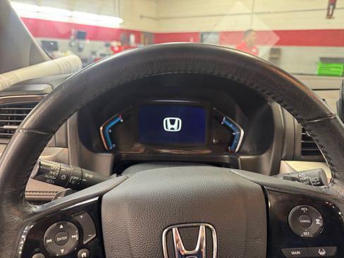 Used 2020 Honda Odyssey EX-L image 10