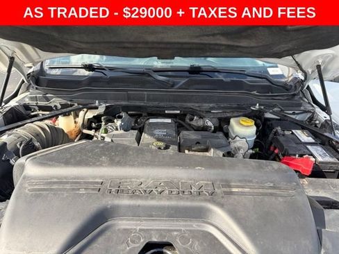 Used 2022 RAM 2500 Tradesman w/ Chrome Appearance Group AWD/4WD image 11