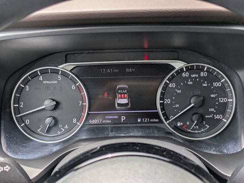 Used 2023 Nissan Rogue SV FWD image 25