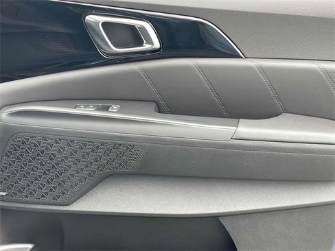 New 2026 Kia Carnival SX Prestige image 12