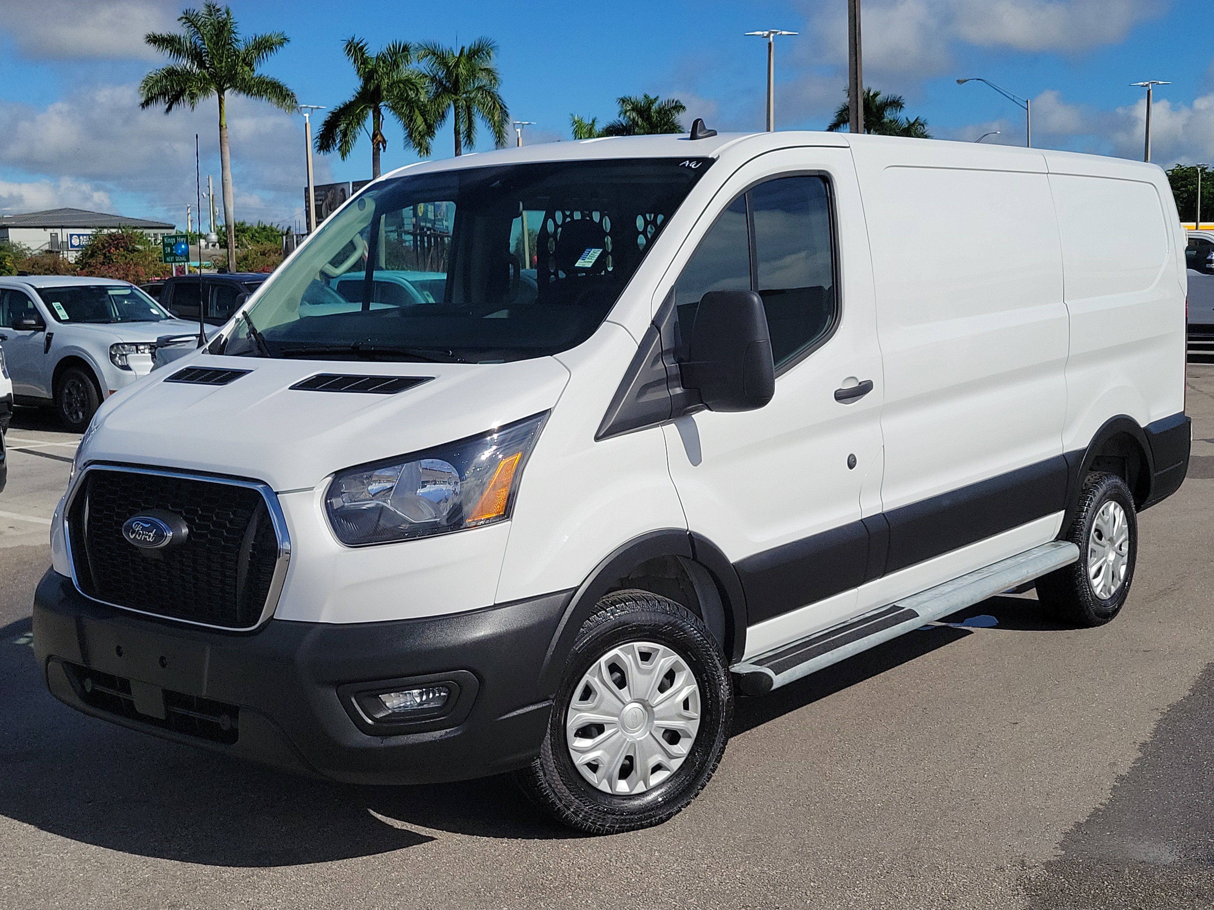 Used 2025 Ford Transit 250 Low Roof w/ Exterior Upgrade Package RWD 360° Tour