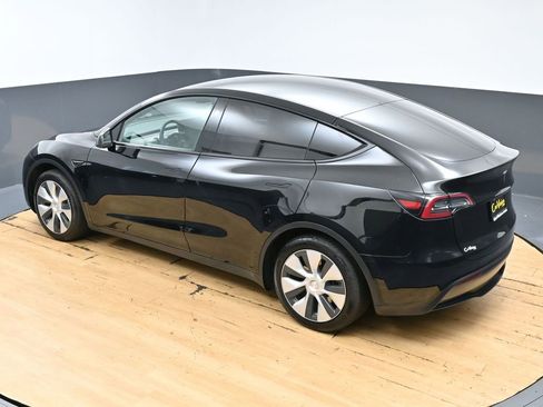 Used 2023 Tesla Model Y 2WD image 50