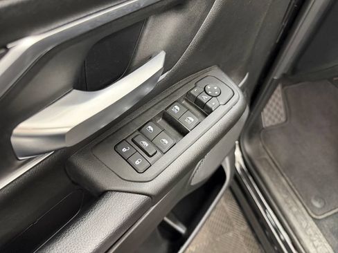Used 2025 RAM 1500 Big Horn AWD/4WD image 12