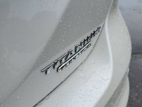 Used 2013 Ford Focus Titanium FWD image 27