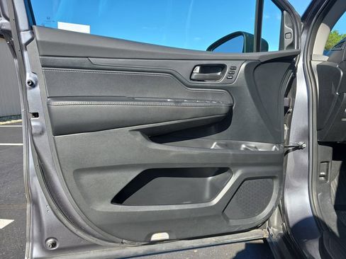 Used 2023 Honda Odyssey EX-L image 29