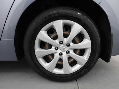 Used 2020 Toyota Corolla LE image 9