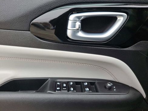 Used 2022 Jeep Compass Limited image 12