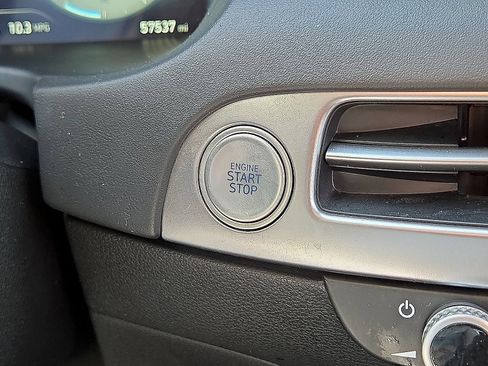 Used 2023 Hyundai Palisade Limited FWD image 32