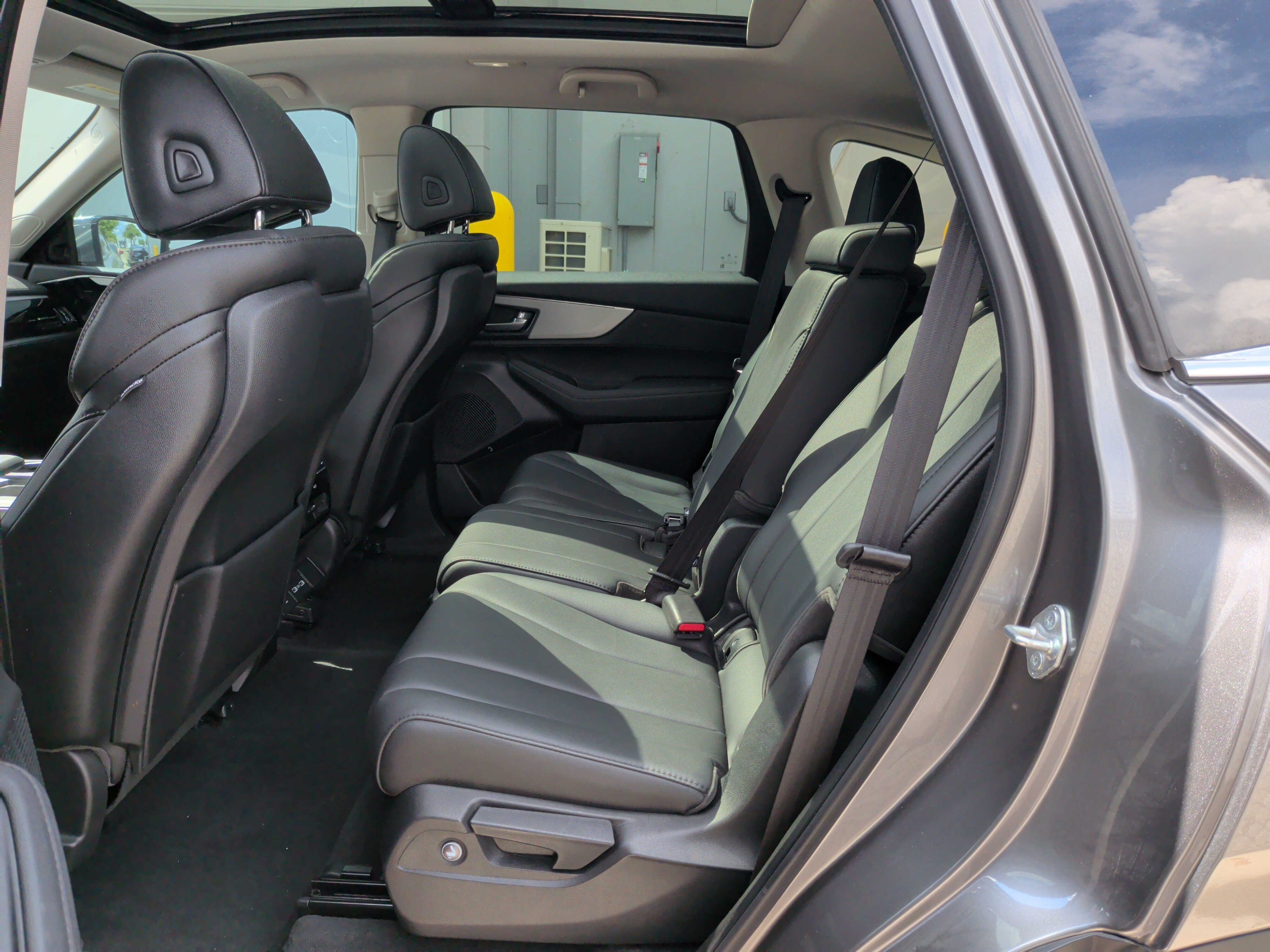 Used 2024 Acura MDX FWD image 28