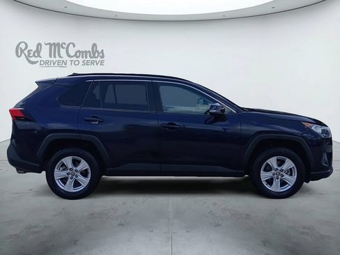 Used 2021 Toyota RAV4 XLE AWD/4WD image 6