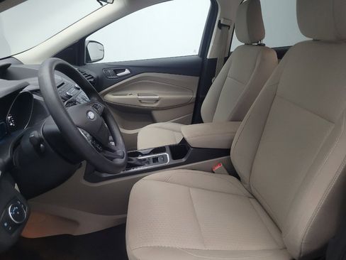 Used 2018 Ford Escape SE image 17