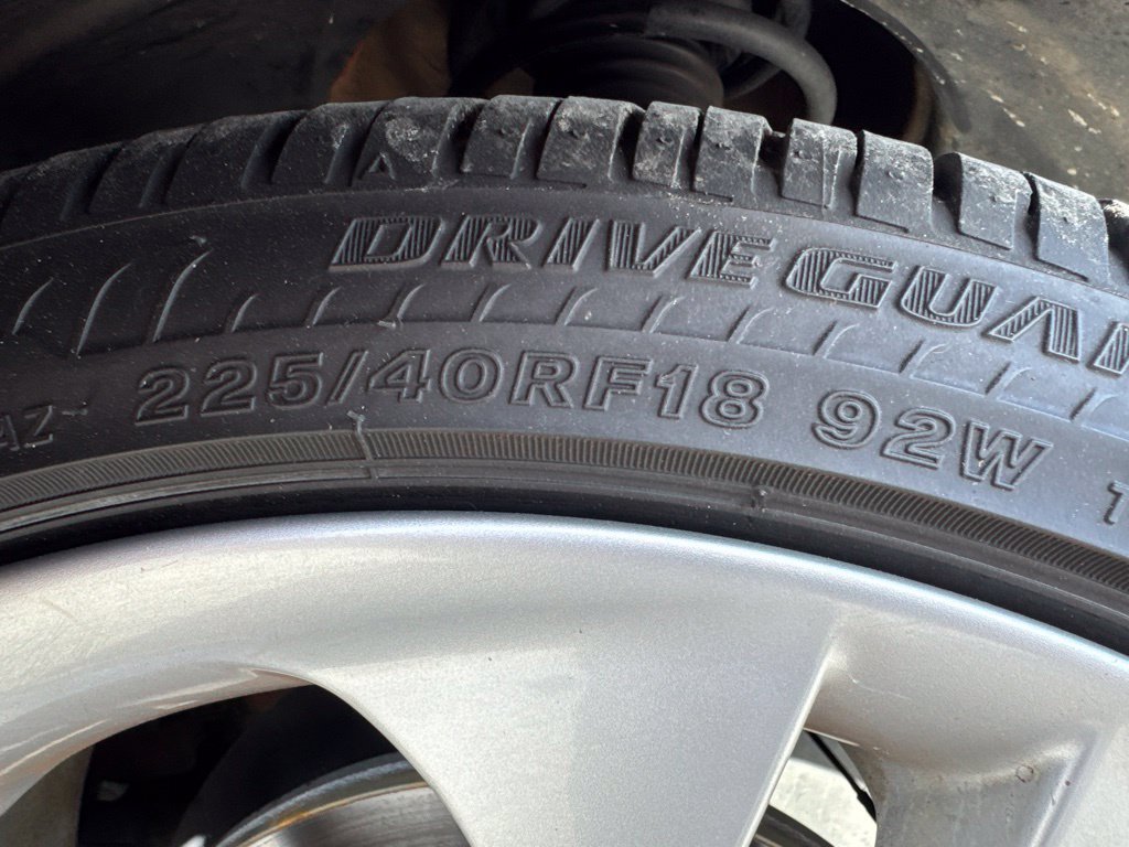 Used 2004 BMW Z4 3.0i RWD image 27