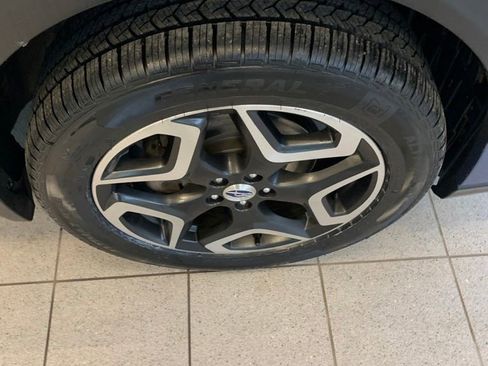 Used 2018 Subaru Crosstrek 2.0i Limited AWD/4WD image 16