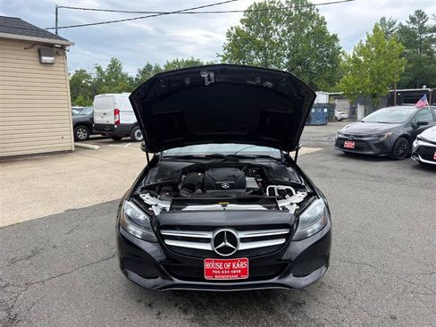Used 2018 Mercedes-Benz C 300 4MATIC Sedan w/ Premium Package image 10