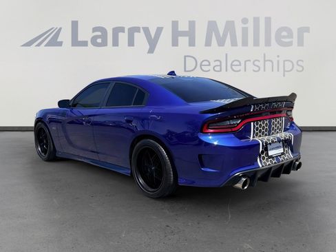 Used 2020 Dodge Charger Scat Pack RWD image 4