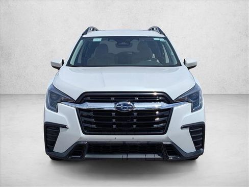 Used 2025 Subaru Ascent Premium AWD/4WD image 2