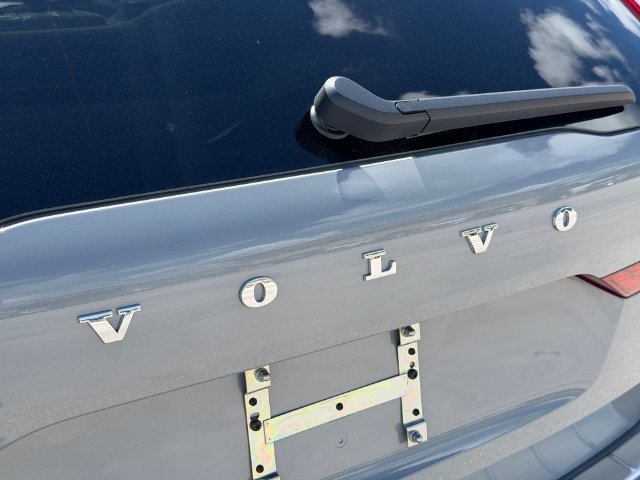 New 2027 Volvo XC90 B5 Core AWD/4WD image 13