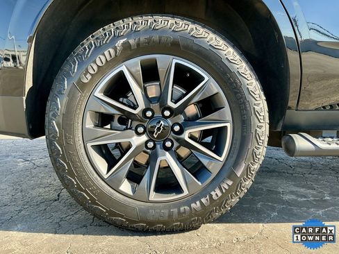 Used 2023 Chevrolet Tahoe Z71 w/ Luxury Package image 21