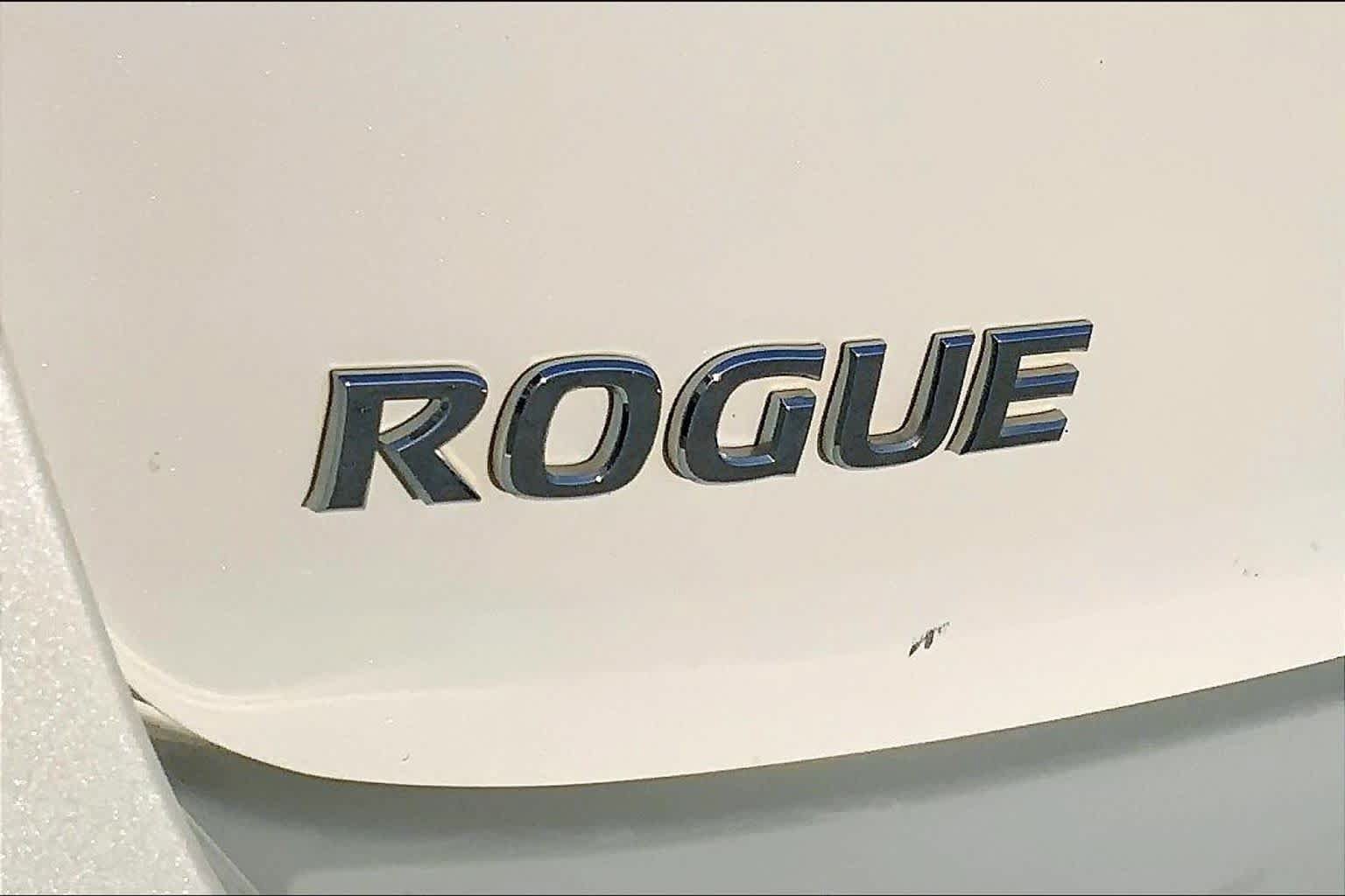 Used 2012 Nissan Rogue S FWD image 27