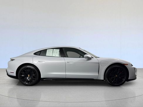 Certified 2024 Porsche Taycan GTS image 9