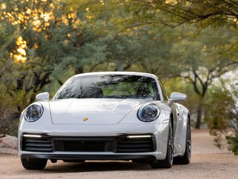 Used 2024 Porsche 911 Carrera 4S w/ Sport Package image 23