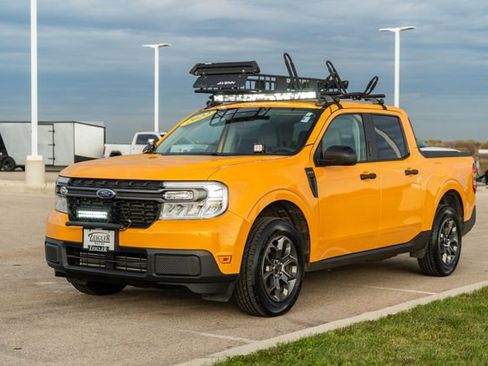 Used 2022 Ford Maverick XLT w/ Equipment Group 300A Standard image 3