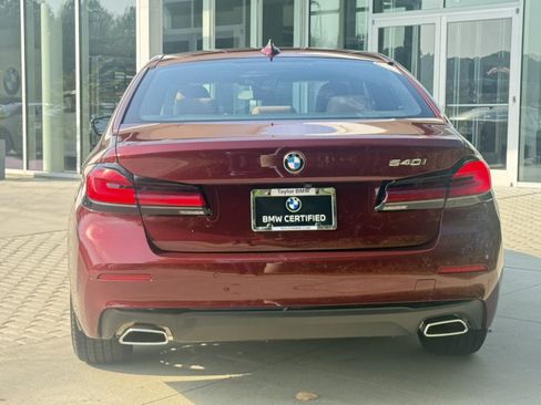 Used 2023 BMW 540i w/ Premium Package RWD image 5