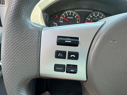 Used 2013 Nissan Frontier SV w/ SV Value Truck Pkg RWD image 13