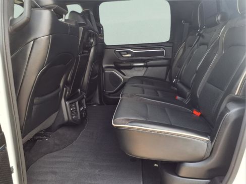 Used 2025 RAM 1500 Laramie image 10