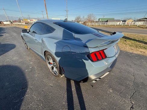 Used 2024 Ford Mustang GT Premium w/ GT Performance Package image 5