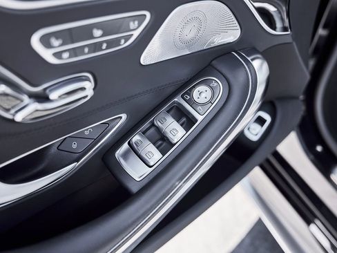 Used 2016 Mercedes-Benz S 63 AMG 4MATIC Coupe image 28