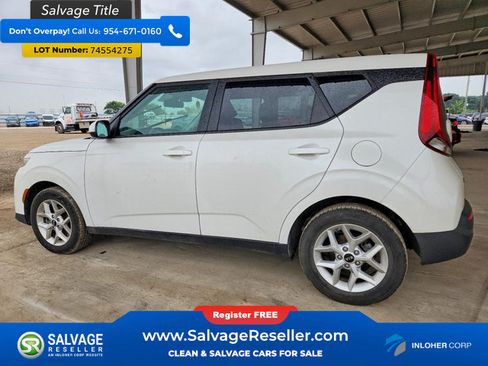 Used 2021 Kia Soul S FWD image 3