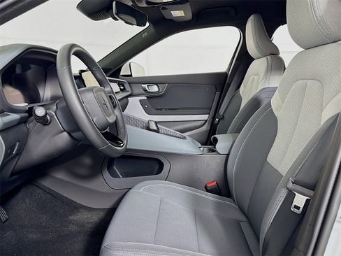 Used 2024 Polestar Polestar 2 image 11