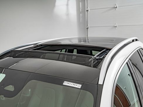 Certified 2026 Mercedes-Benz GLB 250 4MATIC image 17