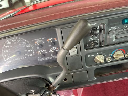 Used 1995 Chevrolet Silverado 3500 2WD Extended Cab image 24