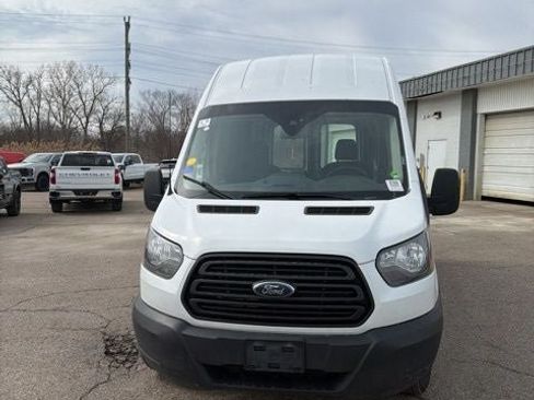 Used 2019 Ford Transit 250 148 High Roof RWD image 6