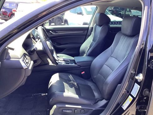 Used 2018 Honda Accord EX-L image 8