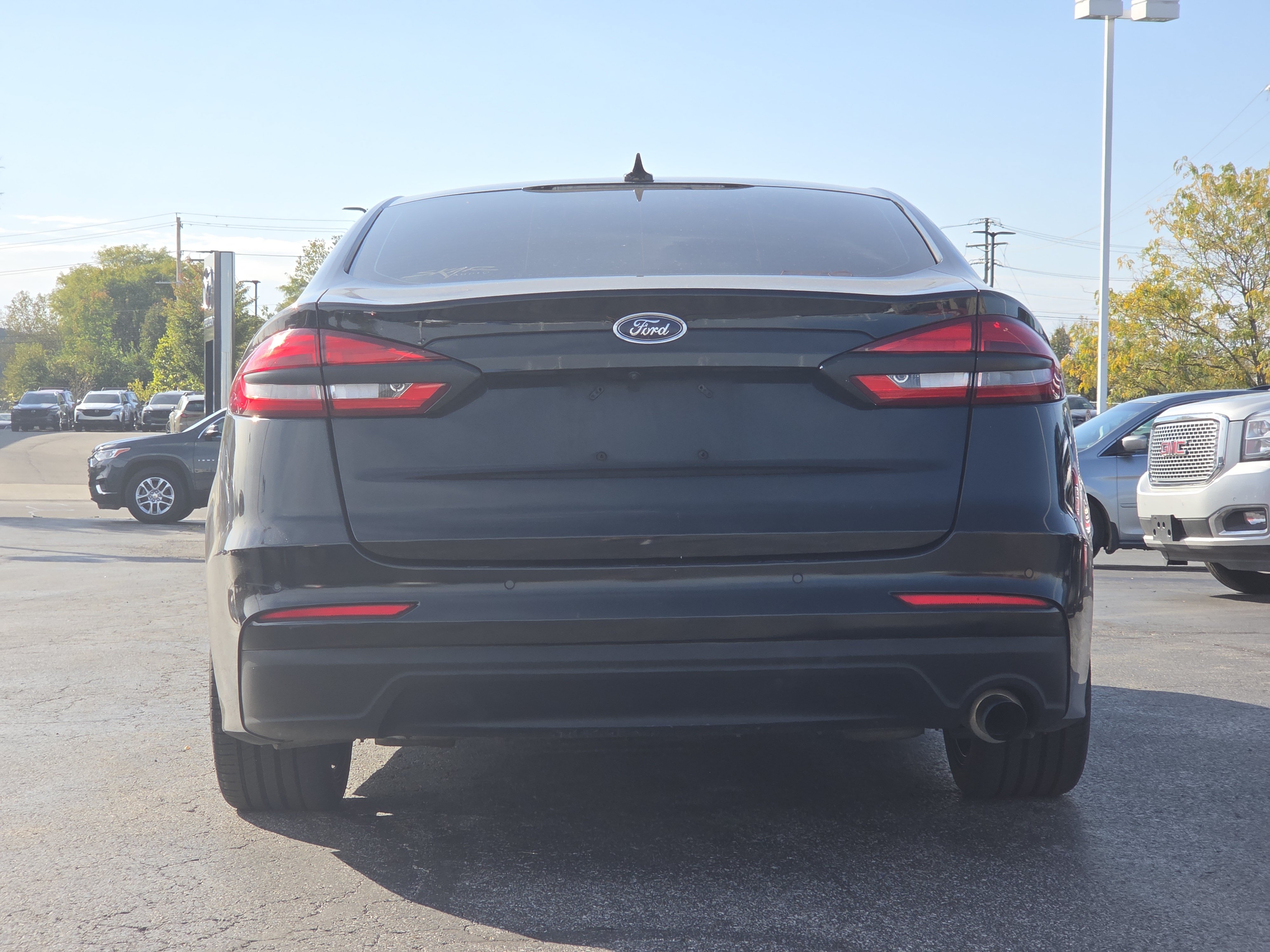 Used 2020 Ford Fusion SE FWD image 13