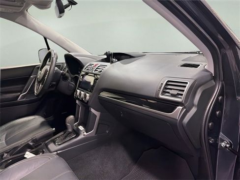 Used 2018 Subaru Forester 2.5i Touring image 14