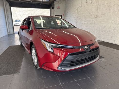New 2026 Toyota Corolla XLE image 2