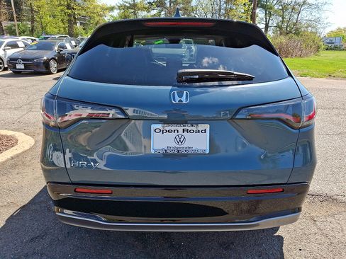 Used 2024 Honda HR-V EX-L image 5