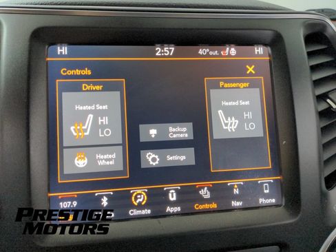 Used 2019 Jeep Cherokee Trailhawk w/ Cold Weather Group AWD/4WD image 26