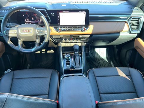 Used 2023 GMC Canyon AT4 w/ AT4 Premium Package AWD/4WD image 20